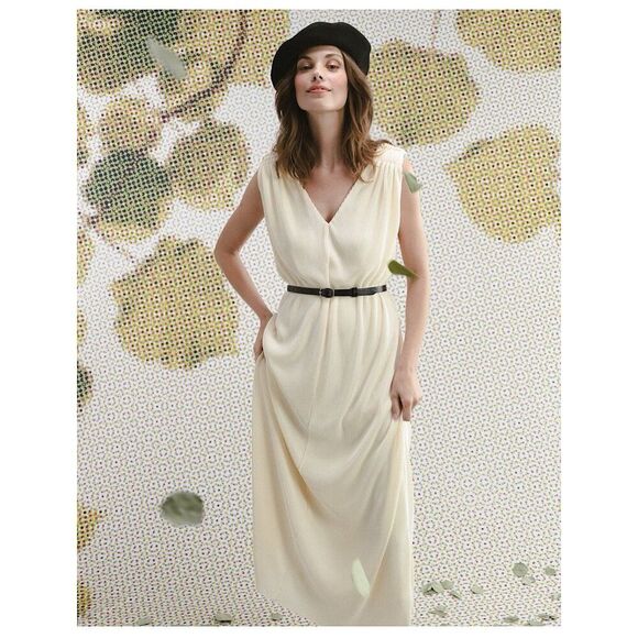 Darling Society Espresso Plisse Maxi Dress Womens Sz S Beige V-Neck Sleeveless - Picture 3 of 16